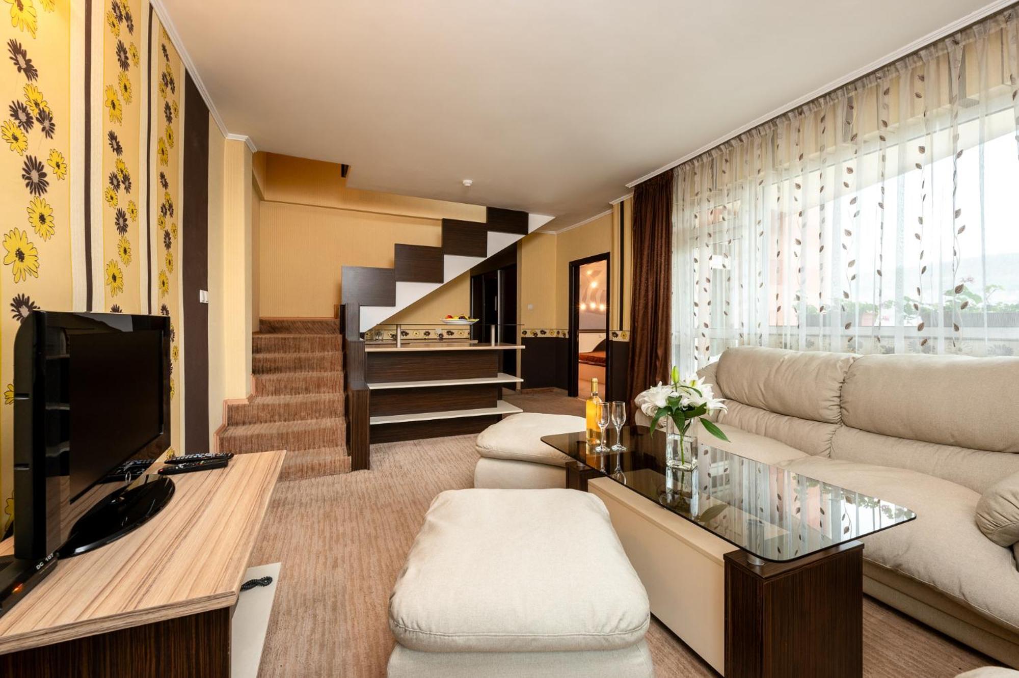 Spa Hotel Holiday Velingrad Exterior photo